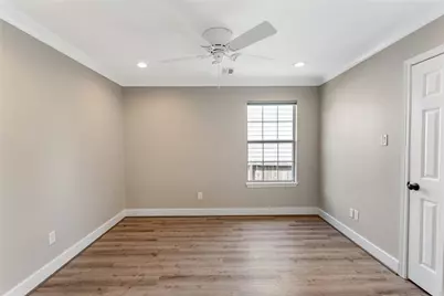 809 E 40th Street, Houston, TX 77022 - Photo 19