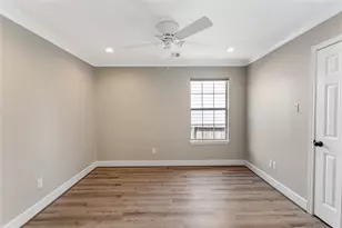 809 E 40th St, Houston, TX 77022 - Photo 19