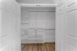 809 E 40th St, Houston, TX 77022 - Photo 17