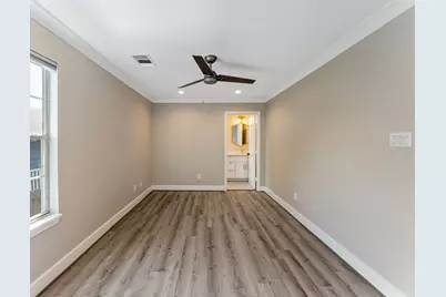 809 E 40th Street, Houston, TX 77022 - Photo 15