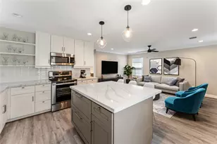 809 E 40th St, Houston, TX 77022 - Photo 11