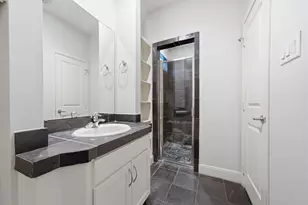 516 Asbury St, Houston, TX 77007 - Photo 9