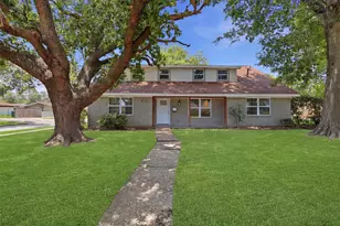 7826 Twin Hills Dr, Houston, TX 77071 - Photo 5