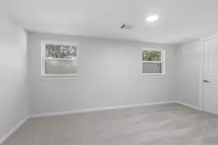 7826 Twin Hills Dr, Houston, TX 77071 - Photo 23