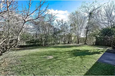 10119 Leawood, Houston, TX 77099 - Photo 29