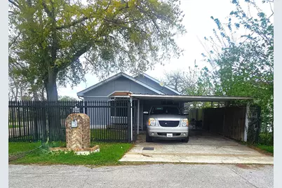 2116 1/2 Louisiana Street, Baytown, TX 77520 - Photo 1