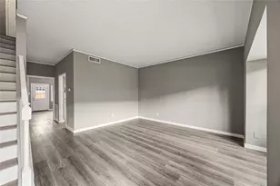 14719 Barryknoll Ln, Houston, TX 77079 - Photo 5