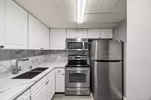 14719 Barryknoll Ln, Houston, TX 77079 - Photo 11