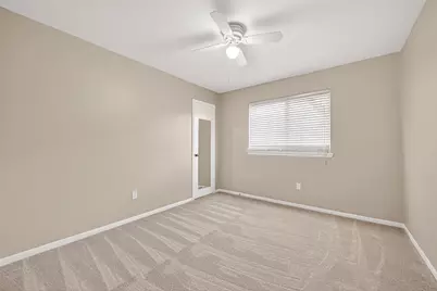 1010 Valley Ranch Drive, Katy, TX 77450 - Photo 25