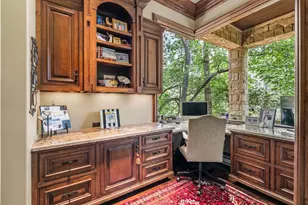 50 Patti Lynn Ln, Houston, TX 77024 - Photo 15