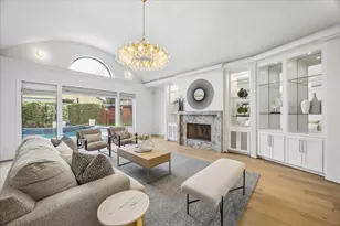 4614 Spruce St, Bellaire, TX 77401 - Photo 1