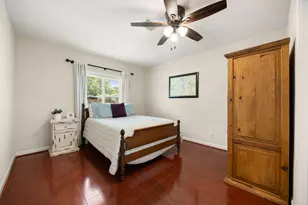 1962 Norcrest Dr, Houston, TX 77055 - Photo 11