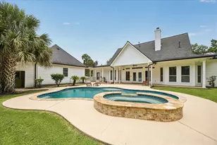 9064 Grand Lake Estates Dr, Montgomery, TX 77316 - Photo 1