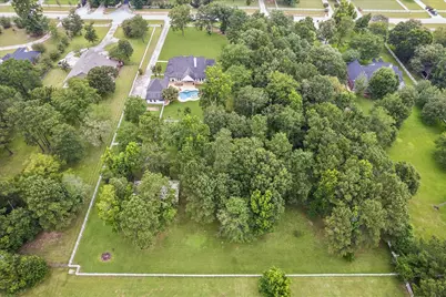 9064 Grand Lake Estates Drive, Montgomery, TX 77316 - Photo 39