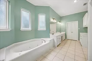9064 Grand Lake Estates Dr, Montgomery, TX 77316 - Photo 23