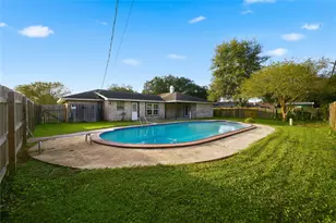 6604 Lancaster, Orange, TX 77632 - Photo 29