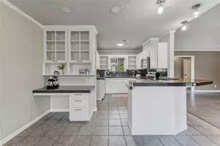 6604 Lancaster, Orange, TX 77632 - Photo 13