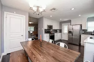 5911 Butterfly Cir, Pasadena, TX 77505 - Photo 21