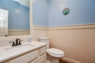 16022 Surrey Woods Dr, Friendswood, TX 77546 - Photo 15
