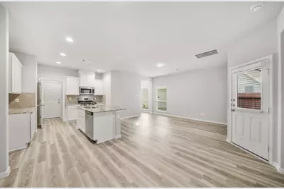 13427 Lucky Bill Lane, Houston, TX 77048 - Photo 3