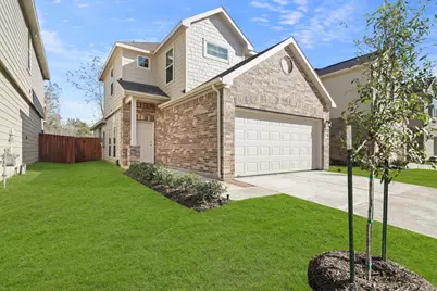 13427 Lucky Bill Lane, Houston, TX 77048 - Photo 1