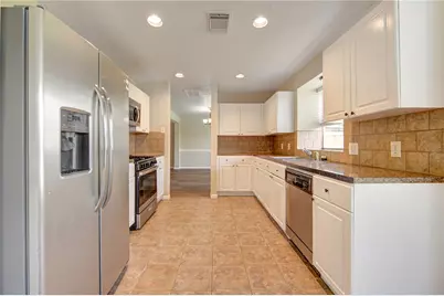 138 W New Meadows Drive, Sugar Land, TX 77479 - Photo 15