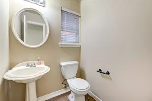 138 W New Meadows Dr, Sugar Land, TX 77479 - Photo 19