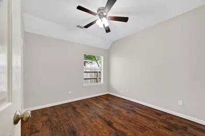 8102 Blue Jay Street, Baytown, TX 77523 - Photo 29