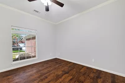 8102 Blue Jay Street, Baytown, TX 77523 - Photo 9