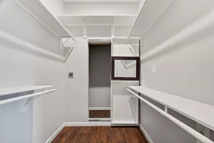 8102 Blue Jay St, Baytown, TX 77523 - Photo 35