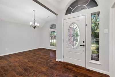 8102 Blue Jay Street, Baytown, TX 77523 - Photo 5