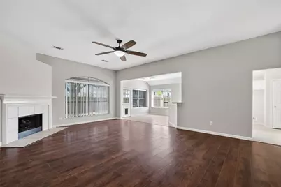 8102 Blue Jay Street, Baytown, TX 77523 - Photo 21