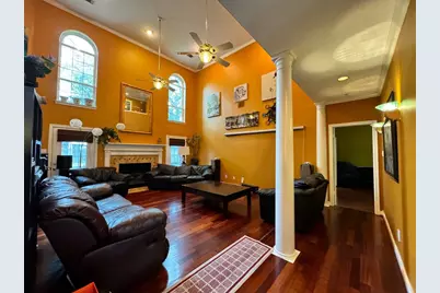 9303 Bent Spur Lane, Houston, TX 77064 - Photo 5