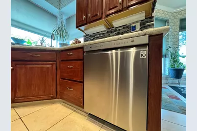 9303 Bent Spur Lane, Houston, TX 77064 - Photo 15