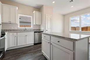 328 Fastboy Ln, Waller, TX 77484 - Photo 5