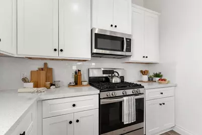 313 Tennessee Street, Houston, TX 77029 - Photo 9