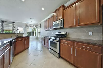 139 Sweet Leaf Grove Lane, Conroe, TX 77384 - Photo 9