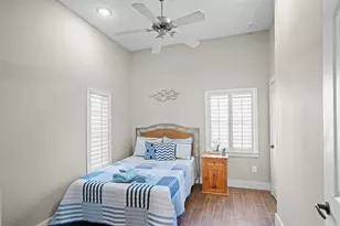 4106 Winnie St St, Galveston, TX 77550 - Photo 7