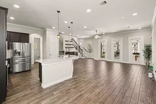 1506 Peyton Oaks Pl, Houston, TX 77043 - Photo 13