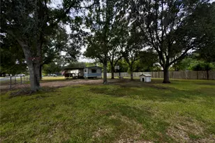 128 Julius St, El Campo, TX 77437 - Photo 1