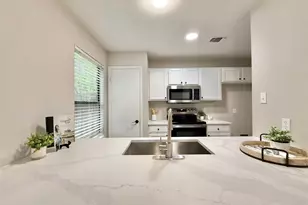 22 Sawmill Grove Ln, The Woodlands, TX 77380 - Photo 19