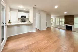 22 Sawmill Grove Ln, The Woodlands, TX 77380 - Photo 11