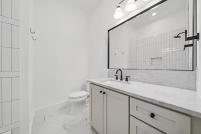 1227 Howard Lane, Bellaire, TX 77401 - Photo 33