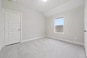 221 Silver Sage Ct, Conroe, TX 77304 - Photo 19