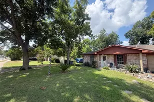 3715 Blalock Rd, Houston, TX 77080 - Photo 3