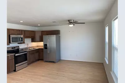 3722 Putnam Drive #A, Bacliff, TX 77518 - Photo 3
