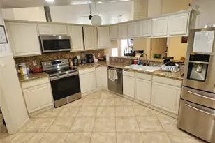 3826 Gamlin Bend Dr, Houston, TX 77082 - Photo 7