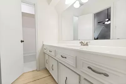 10805 Colony Wood Place, The Woodlands, TX 77380 - Photo 31
