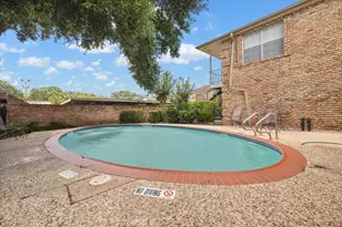 6401 Skyline Dr, Houston, TX 77057 - Photo 13