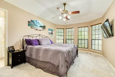 107 Mistletoe Street, Lake Jackson, TX 77566 - Photo 13